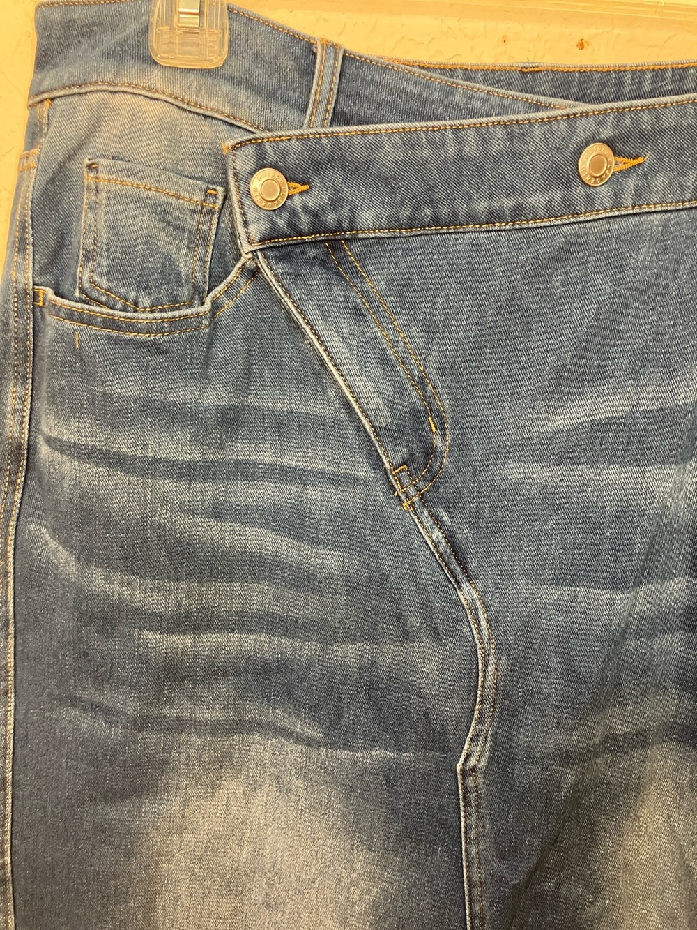 HALARA Blue Denim Pencil Skirt with Front Slit - Picture 3 of 4